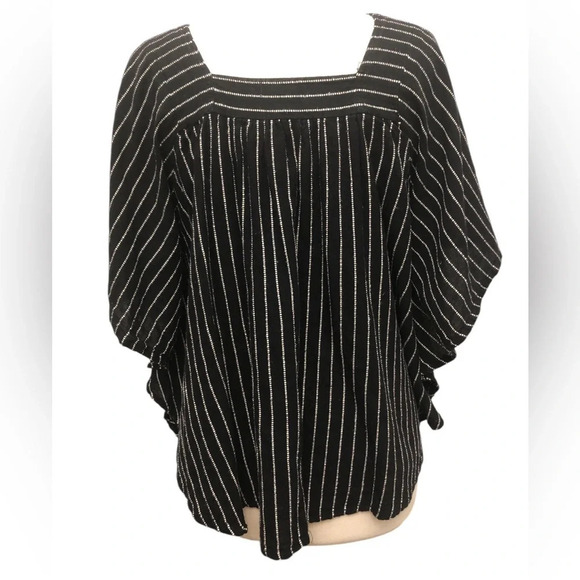 World Market Women’s B&W Striped Cotton Popover Top - Picture 5 of 8